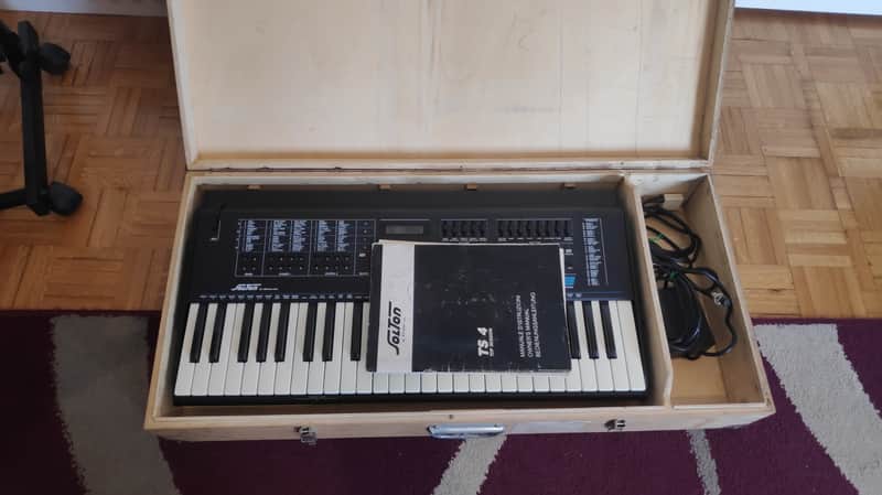 Solton TS4K (1989) Arranger Synth & Drum Machine image 1