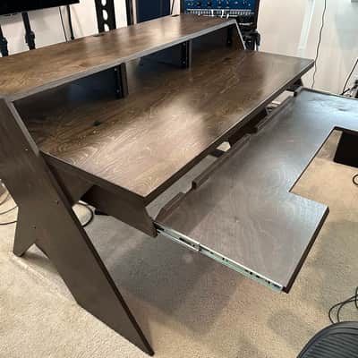Output / Defi Platform Studio Production Desk 2018 - Kodiak Brown image 3