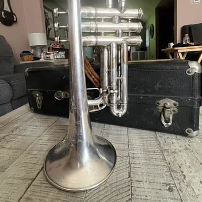 Frank Holton "New Proportion" Cornet — Serial #6646 — Chicago, c.1903–05 — Silver Plate — Collector-Player — Original Case, Extra Slides & Two Period Holton Mouthpieces image 7