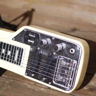 Guyatone HG-306C Steel Guitar 1960's - Vintage White image 9