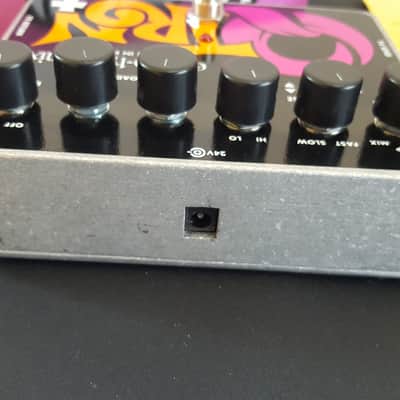 Electro-Harmonix Q-Tron Plus Envelope Filter with Effects Loop 2008 - Present - Black / Purple / Orange image 10