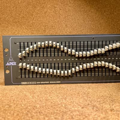 Apex GX230 • Dual channel, 30 band 1/3 octave Graphic Equalizer – Serviced – Warranty image 7