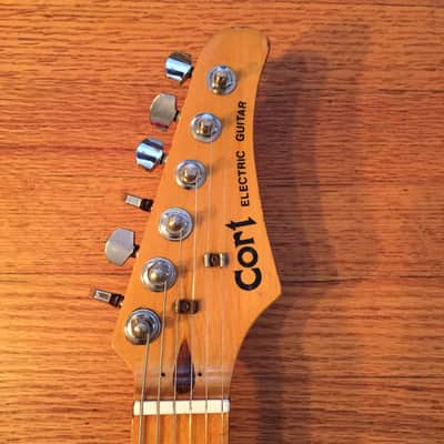 Cort Stratocaster 80's Sunburst Road Worn Relic W Accutune Tremolo MIK image 8
