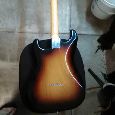Fender stratocaster 1984 Classic Sunburst image 11