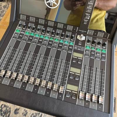 Yamaha DM7C Compact Digital Mixer image 3