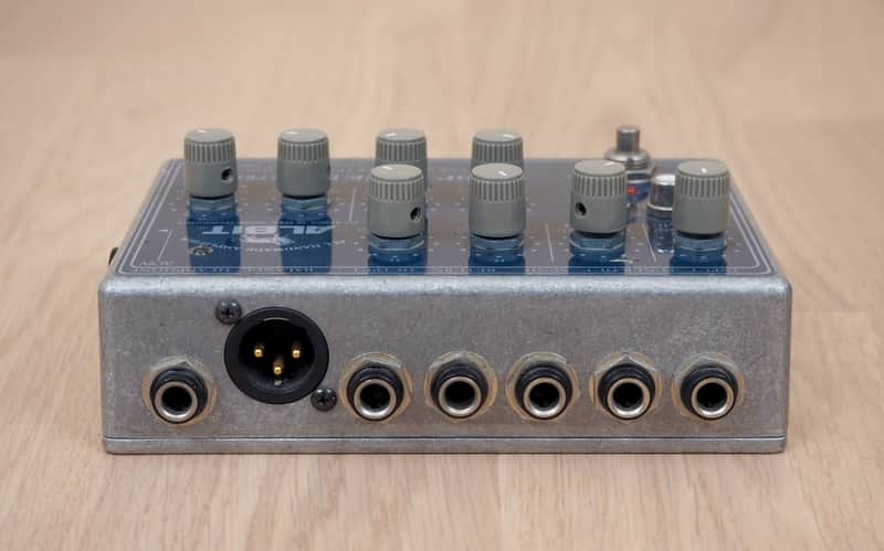 Albit A1BP Type II Bass Pre Amp Guitar Effects Pedal w/ Power