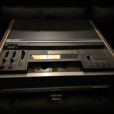 JVC CP-5000U U-Matic Tape Player Recorder Deck image 1
