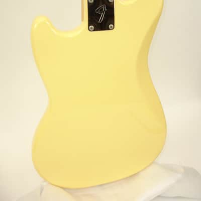 2005 Fender '69 Mustang Reissue Electric Guitar, Rosewood Fingerboard, Vintage White w/ Bag image 14