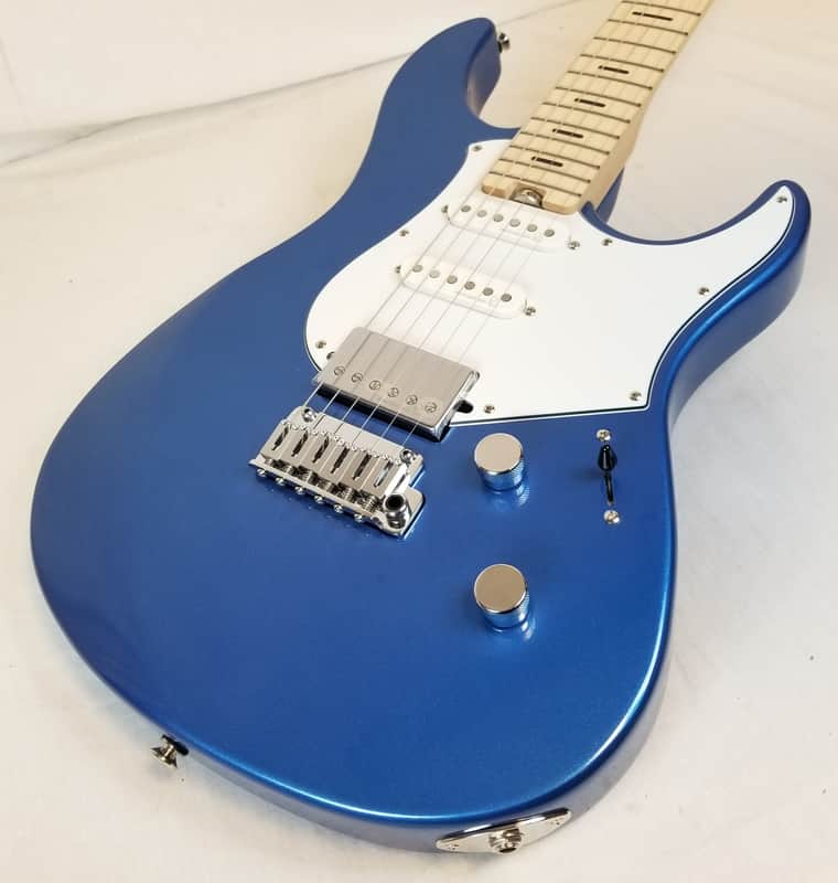 Yamaha PACS+12M SB Electric Guitar, Sparkle Blue with Gig Bag image 1