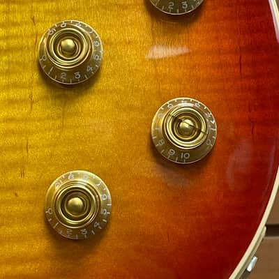 Gibson Les Paul Traditional Pro 3T Flamed Top with Tulip Locking Tuners 2017 in Heritage Cherry Sunburst w/OHSC image 7