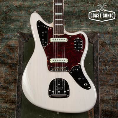 2026 Fender FSR Traditional 60s Jaguar ASH Custom Shop pickups Made in Japan MIJ bound fretboard image 5