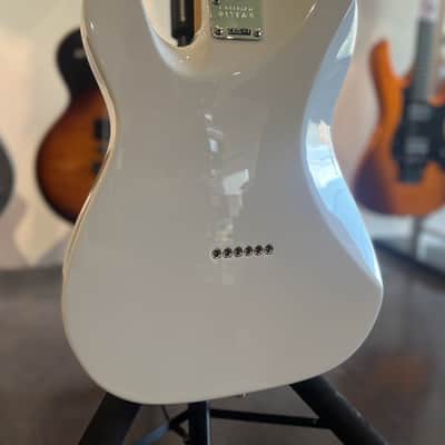 Fender American Ultra II Telecaster with Maple Fretboard - Avalanche image 7