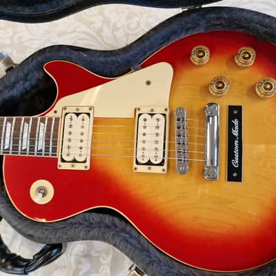 1979 Gibson Les Paul KM Limited Edition Kalamazoo Custom Shop Electric Guitar Cherry Sunburst image 2