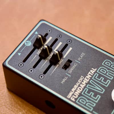 Walrus Audio Fundamental Series Reverb image 2