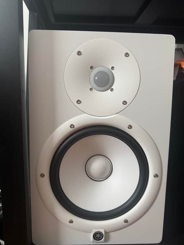 Yamaha HS8 Powered Studio Monitor (Pair) 2015 - Present - Black image 1