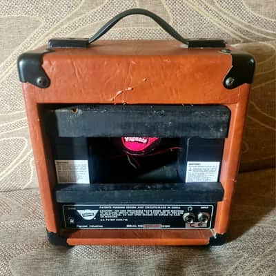 Pignose 7-200 HOG 20 Portable Rechargeable Guitar Combo Amp 20W – New Batteries + 12V Charger image 3
