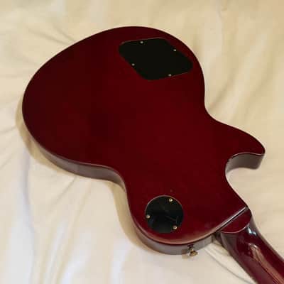 2006 Gibson Les Paul Studio with Gold Hardware - Wine Red Gloss - Free Pro Setup image 9