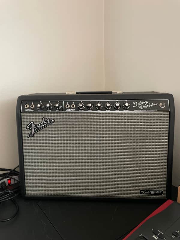 Fender Deluxe Reverb Tone Master