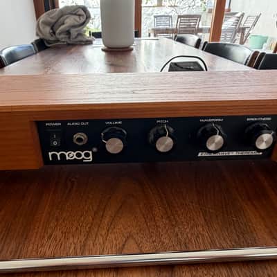 Moog Etherwave Standard Theremin 2009 - Present - Ash image 2