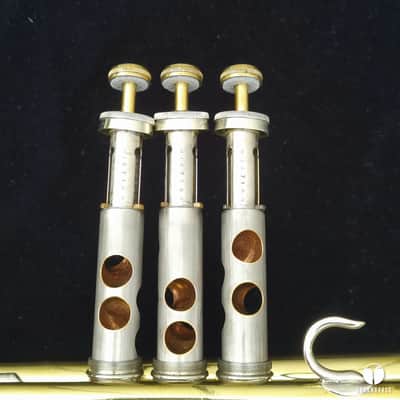 1941 The Martin Committee Handcraft   trumpet case mouthpiece gamonbrass image 19