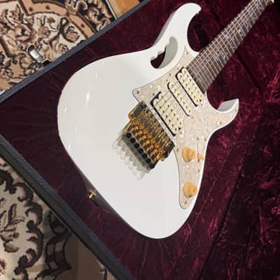 Ibanez JEM7V7-WH 7 String JEM Rare Steve Vai Signature 2013 - 2016 - White image 2