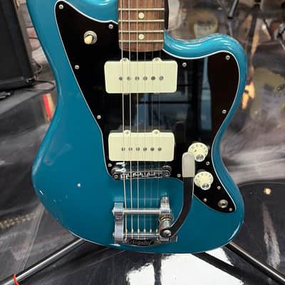 Fender Limited Edition American Special Jazzmaster with Bigsby Vibrato 2016 - Ocean Turquoise image 2