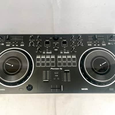 Pioneer DDJ-REV1 2-Channel DJ Controller 2022 - Present - Black image 1
