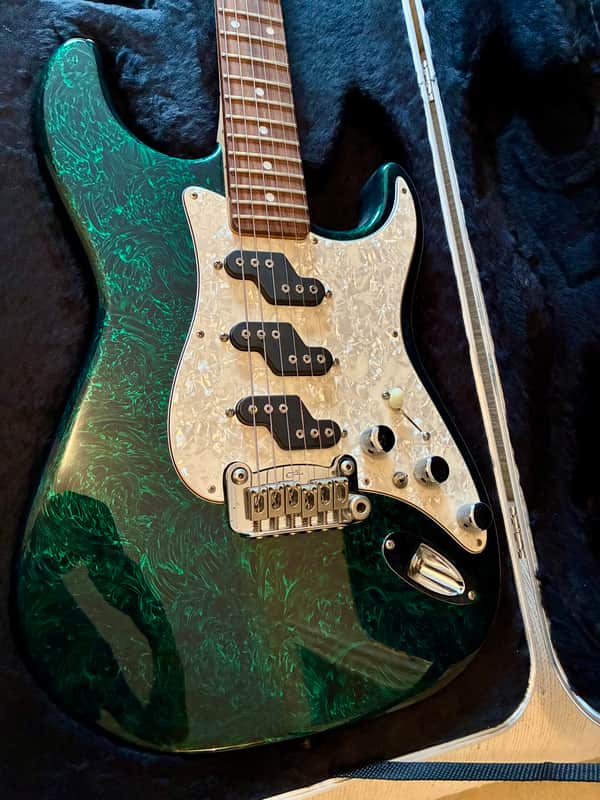 G&L USA Comanche (2000-02) Green Swirl image 1
