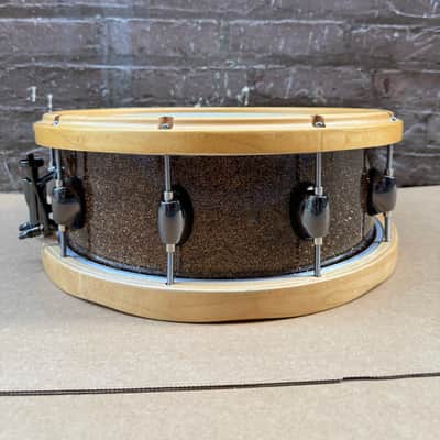 Dunnett Classic StereoPly 4-Ply Maple/Poplar Snare Drum w/ Wood Hoops Gold Sparkle 14x5'' image 1