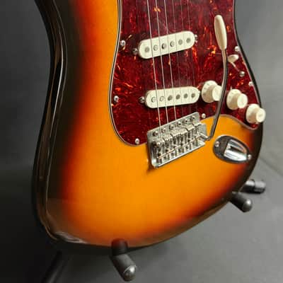 Fender Deluxe Roadhouse Stratocaster Electric Guitar Brown Sunburst w/ Gig Bag image 6