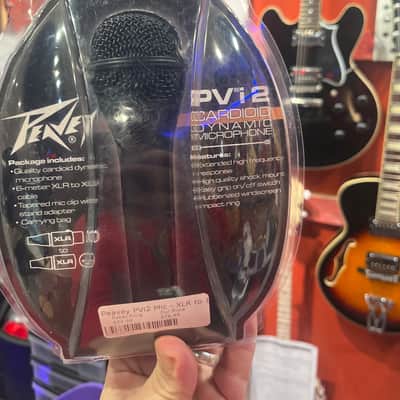 Peavey PVi 2 Cardioid Dynamic Microphone w/ XLR Cable | Reverb