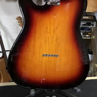 Rare Fender American Standard Telecaster 60th anniversary USA 2011 Sunburst Maple Fretboard + Etui et papiers d'origine image 7