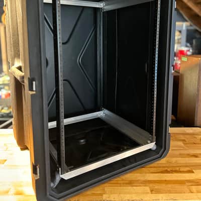 SKB rSeries 16U 20-Inch Deep Shock Rack for local pickup only at our shop in Milwaukee image 10