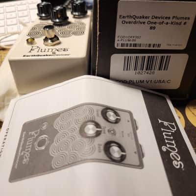 One of a Kind - EarthQuaker Devices Plumes Small Signal Shredder 2019 - Black and white image 9