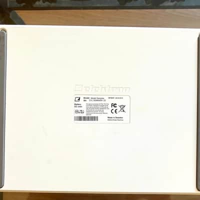 Immagine Elektron Model:Samples 2019 - 2020 - White - 3