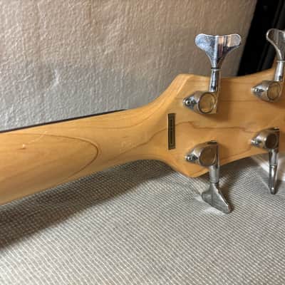 Eastwood Magnum Electric Bass Guitar Sunburst image 10