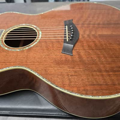 Taylor W-14 PRESENTATION SERIES 1 of 1 USA 1998 FLAME WALNUT KUJO Custom Shop Masterbuilt Acoustic Guitar W14 K14 K Master Built GA Grand Auditorium TIME CAPSULE CASE QUEEN RARE! RARE! RARE! image 13