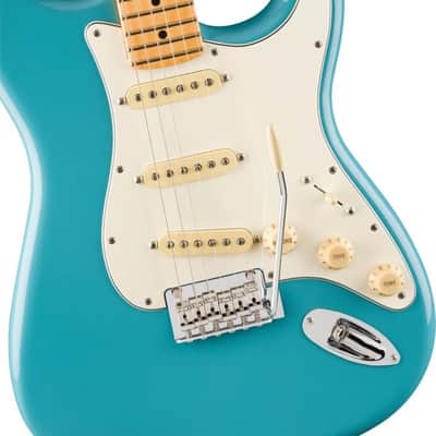 Fender Player II Stratocaster Electric Guitar, Maple Fingerboard, Aquatone Blue image 4