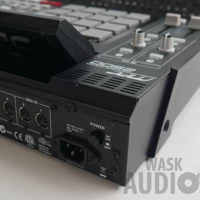 Akai MPC 2500 // Serviced // JJOSXL // 128MB // Black image 10