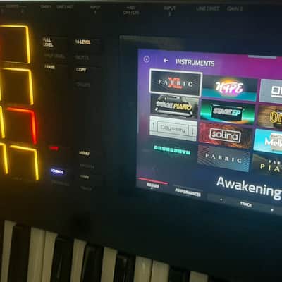 Akai MPC Key 61 Standalone Workstation Synthesizer 2022 - Present - Black image 2