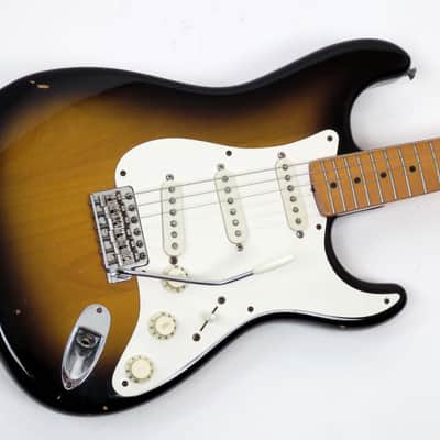 1982 /83 Fender Stratocaster 57 Reissue Fullerton Cesar Diaz Signed - Sunburst - USA AVRI image 2