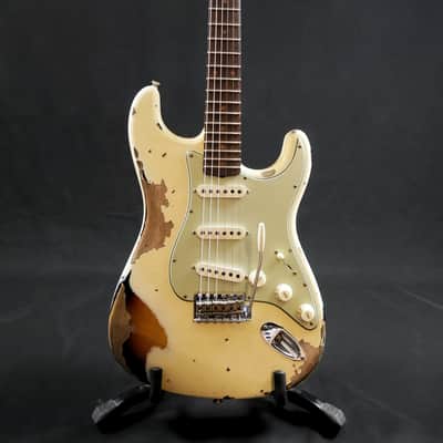 B2 61 Strat Heavy Relic - AVWH/3TSB image 6