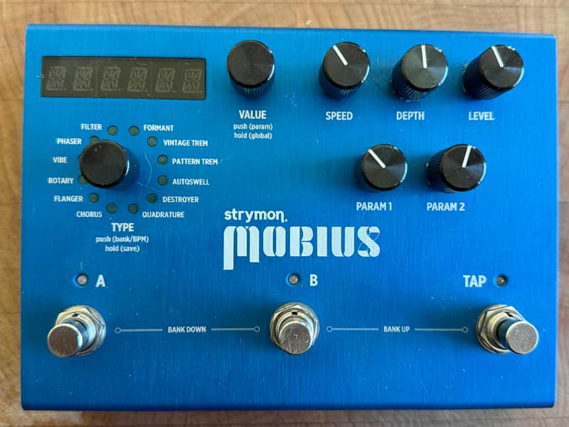 Strymon Mobius