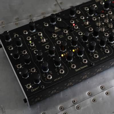 Endorphin.es Shuttle System 2023 Black - Latest - Matte knobs image 4