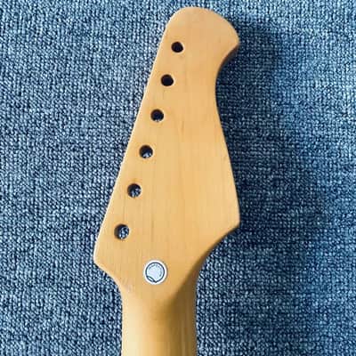Left Hand Harley Benton Strat Style Guitar Maple Neck, 22 Frets Fingerboard image 5