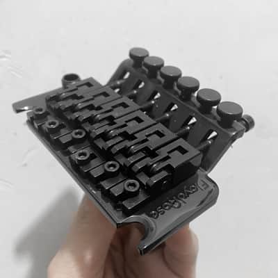Floyd Rose FRT 1000 Original Style 6 String Tremolo Bridge System Set Black with Locking nut image 1