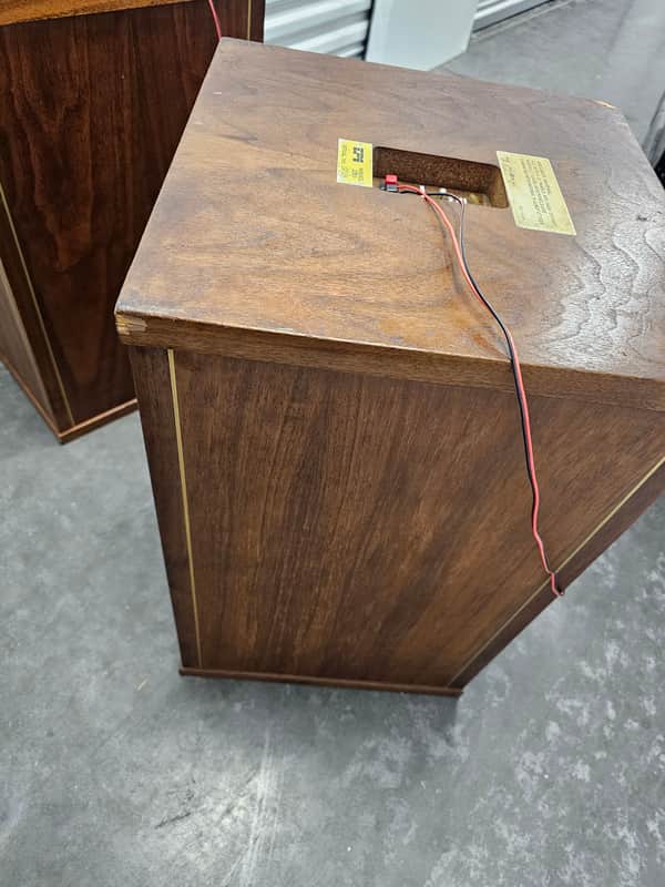 Epi vintage speakers  pair Model 250 image 1