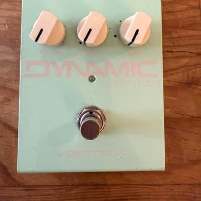 Vertex Dynamic Distortion | Reverb