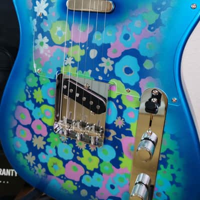 *NEW IN BOX* 2025 Fender Japan Limited Edition Telecaster Blue Flower !! image 5