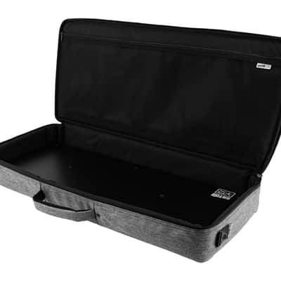 Vertex Tour Elite Pedalboard - 31IN x 13IN image 10